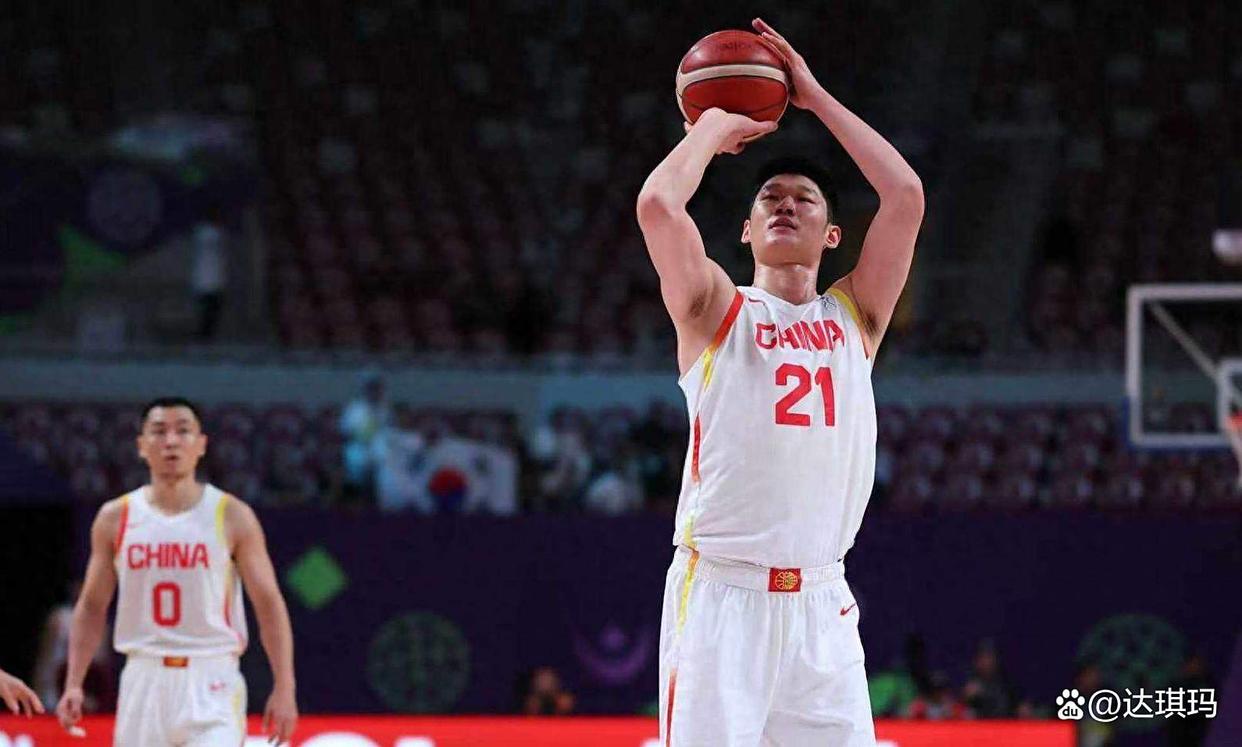 包含胡金秋高效输出，广厦男篮内线占优的词条